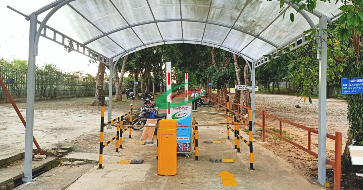 Máy giữ xe thông minh đảo làn